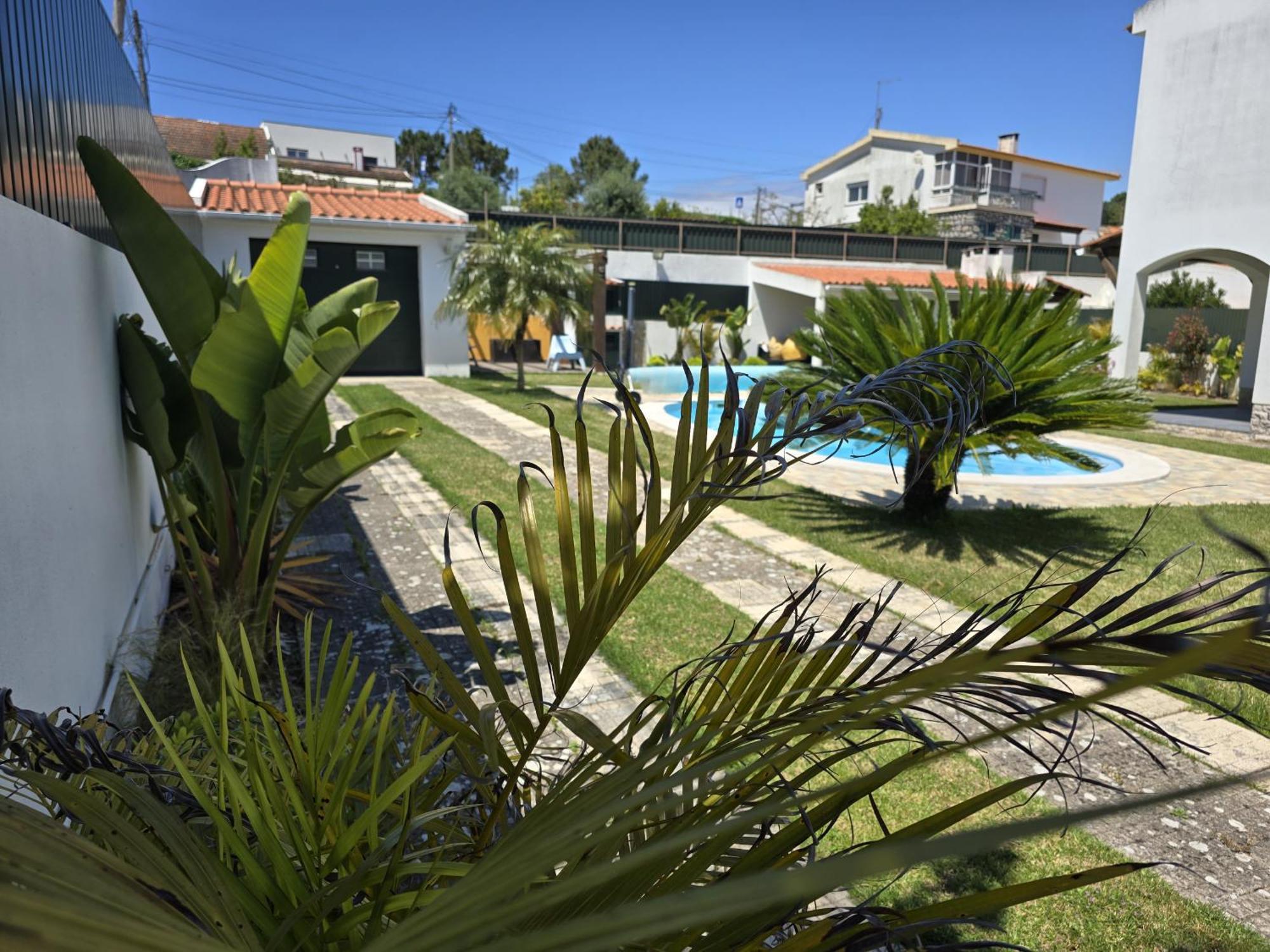 Sesimbra Stylish Villa By Homing Exterior photo